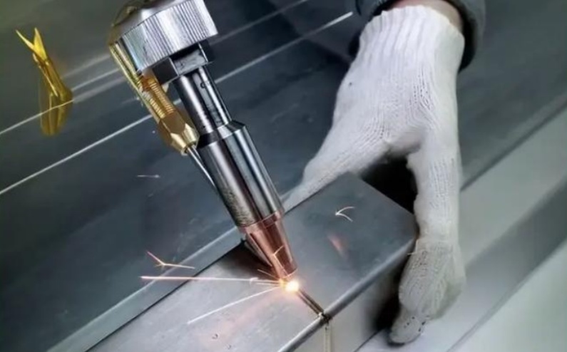 ���⺸����ҵ������չ����