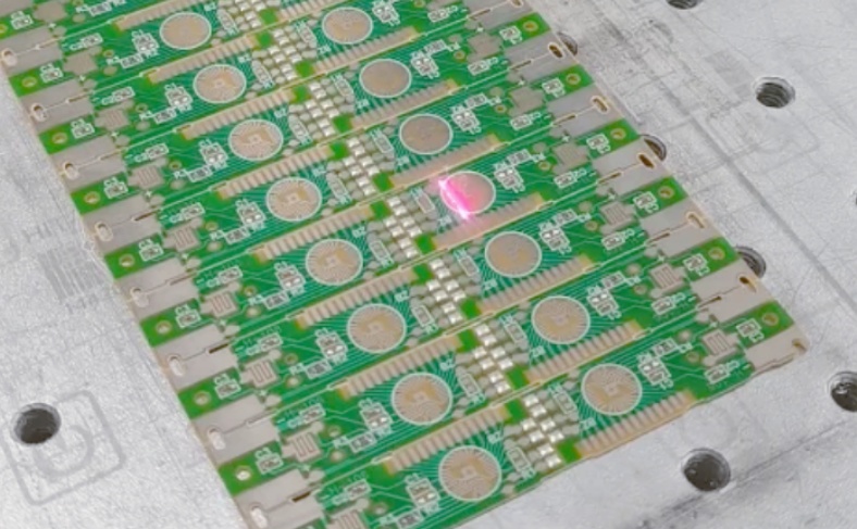 PCB�����֬�罺���������оֲ����ܹ��ߵ�����֬��ױ�����